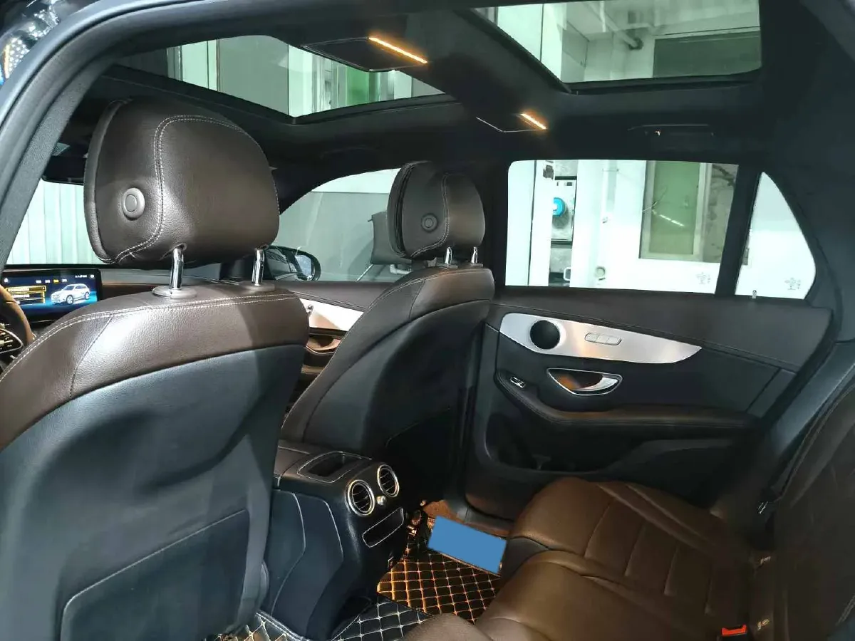 2021 Mercedes-Benz GLC Class 2.0T 197HP L4 9AT,autocango,china used car exporter,china ev exporter,chinese used car exporter,chinese used ev exporter