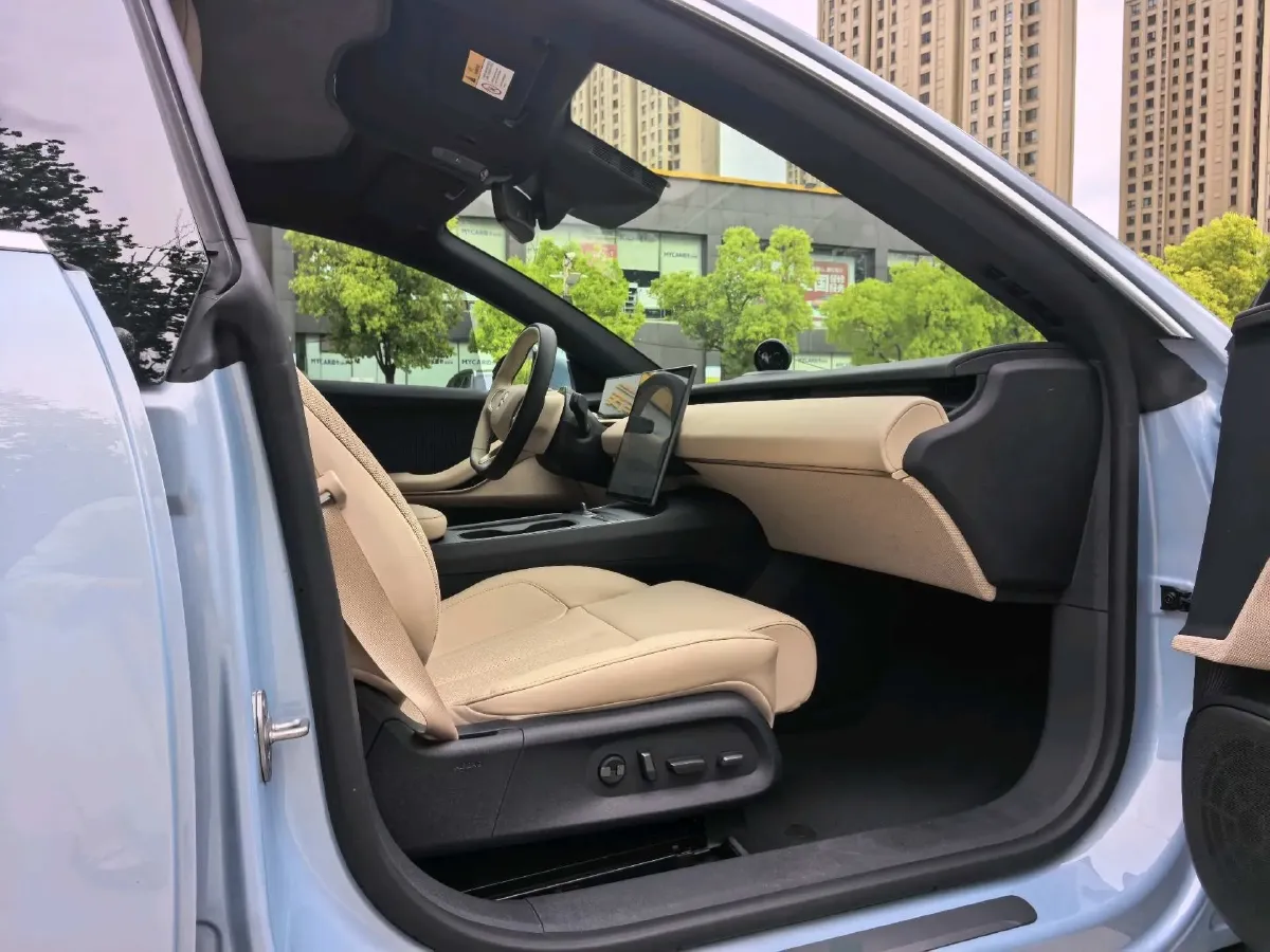 2024 NIO ET5 BEV 75KWH,autocango,china used car exporter,china ev exporter,chinese used car exporter,chinese used ev exporter