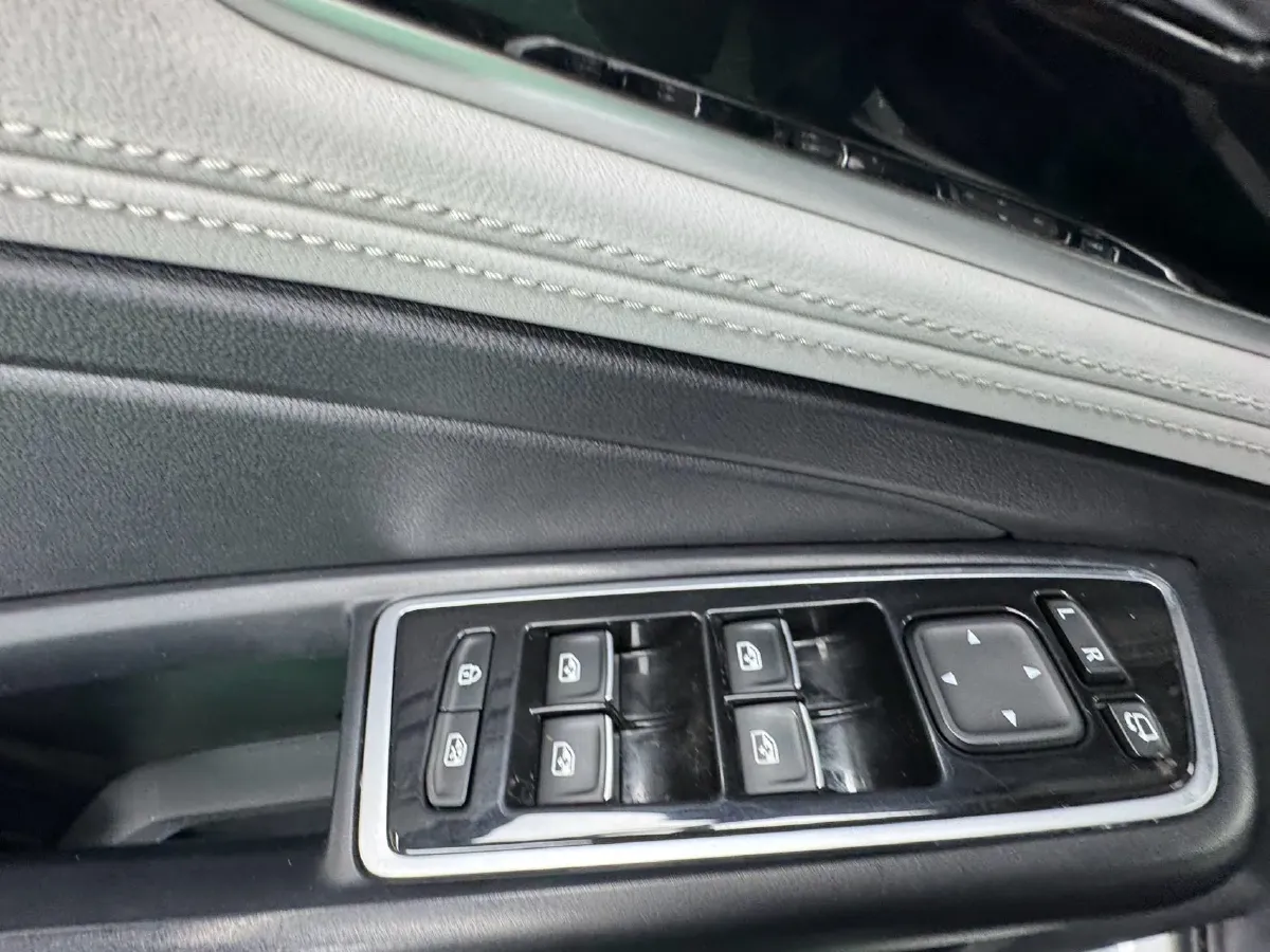 2023 Jetta VS7 1.4T 150HP L4 6AT,autocango,china used car exporter,china ev exporter,chinese used car exporter,chinese used ev exporter