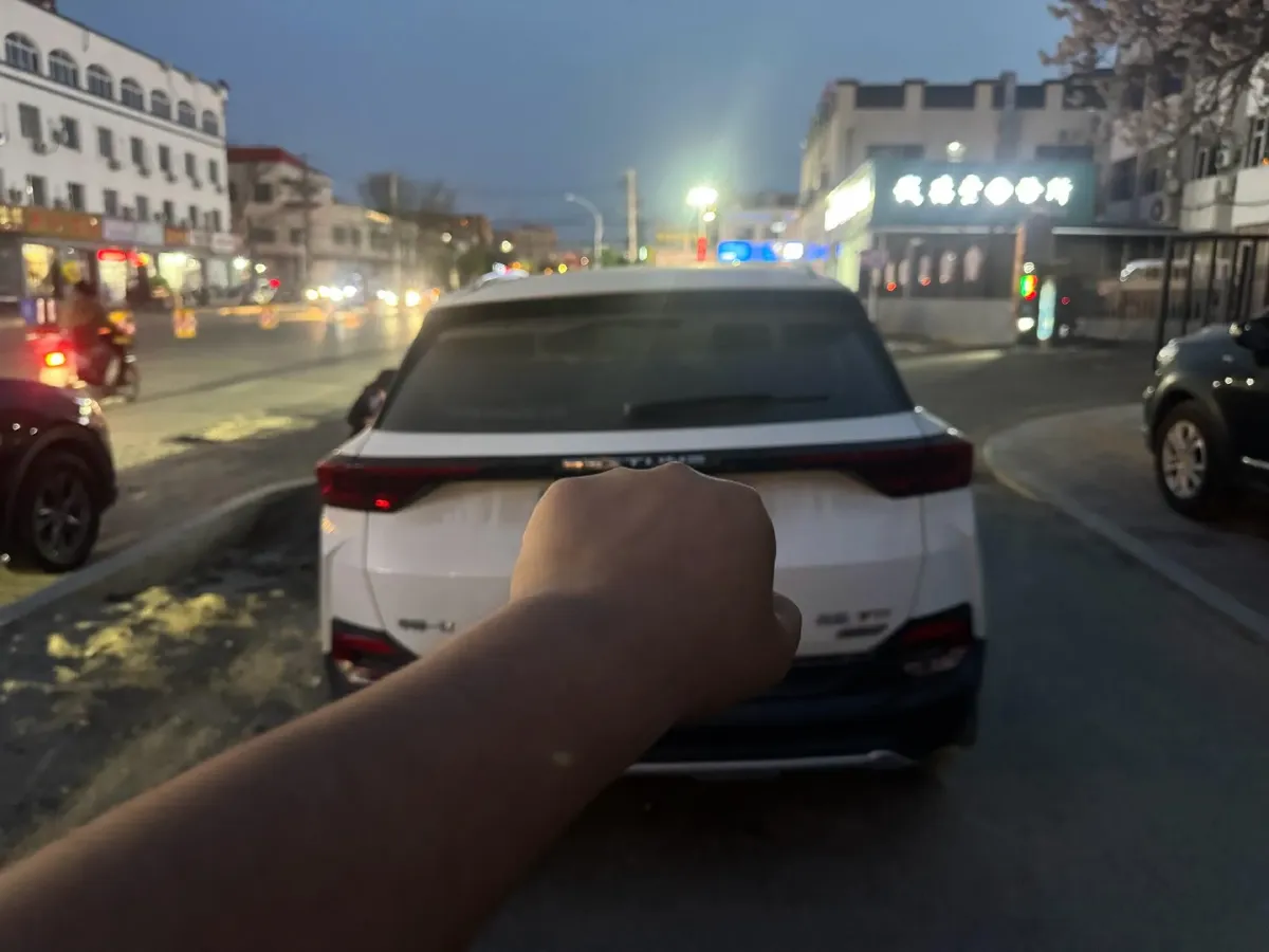 2021 Bestune T77 1.5T 169HP L4 7DCT,autocango,china used car exporter,china ev exporter,chinese used car exporter,chinese used ev exporter