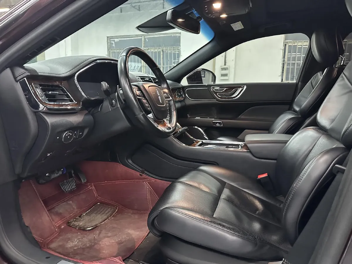 2018 Lincoln Continental 2.0T 261HP L4 6AT,autocango,china used car exporter,china ev exporter,chinese used car exporter,chinese used ev exporter