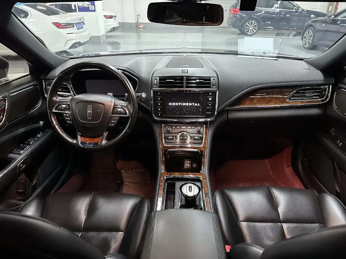 2018 Lincoln Continental 2.0T 261HP L4 6AT,autocango,china used car exporter,china ev exporter,chinese used car exporter,chinese used ev exporter