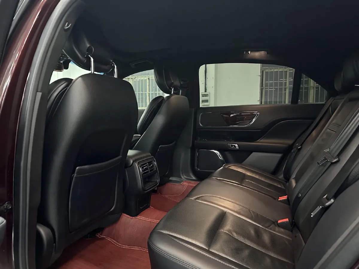 2018 Lincoln Continental 2.0T 261HP L4 6AT,autocango,china used car exporter,china ev exporter,chinese used car exporter,chinese used ev exporter