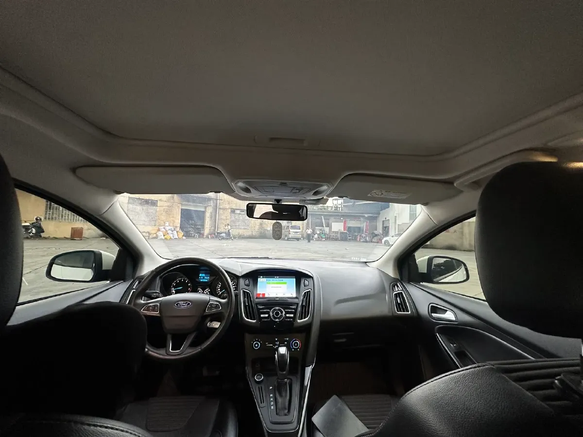 2018 Ford Focus 1.6L 125HP L4 6DCT,autocango,china used car exporter,china ev exporter,chinese used car exporter,chinese used ev exporter