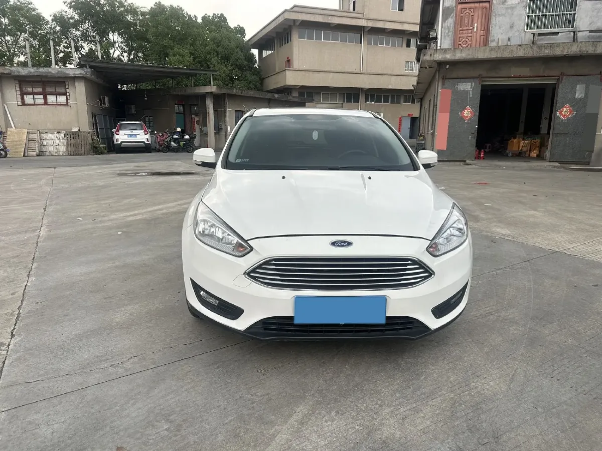 2018 Ford Focus 1.6L 125HP L4 6DCT,autocango,china used car exporter,china ev exporter,chinese used car exporter,chinese used ev exporter