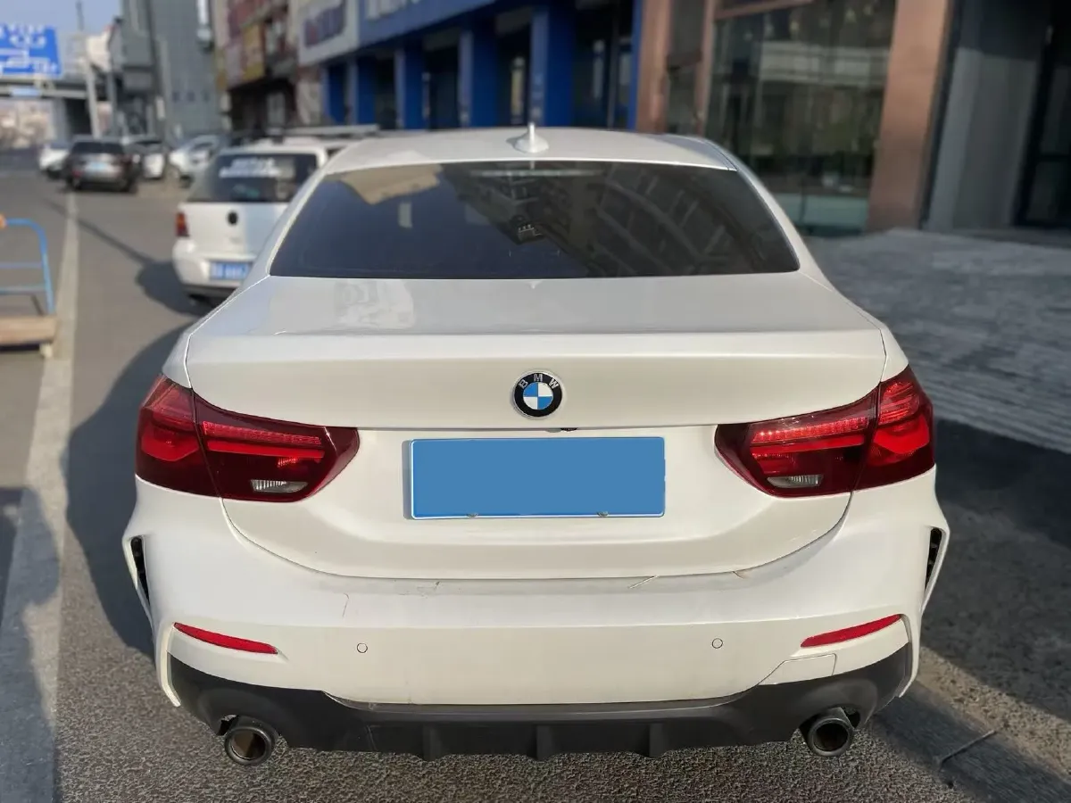 2023 BMW 1 Series 1.5T 136HP L3 7DCT,autocango,china used car exporter,china ev exporter,chinese used car exporter,chinese used ev exporter