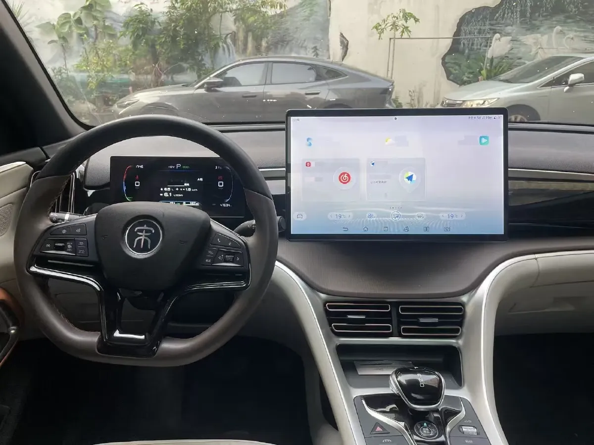 2022 Geely JiaJi 1.5T 177HP L3 7DCT PHEV 15.5KWH,autocango,china used car exporter,china ev exporter,chinese used car exporter,chinese used ev exporter