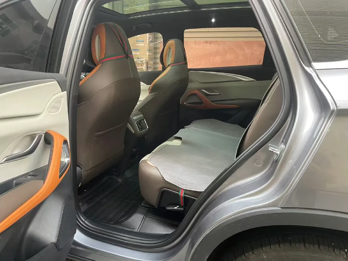 2022 Geely JiaJi 1.5T 177HP L3 7DCT PHEV 15.5KWH,autocango,china used car exporter,china ev exporter,chinese used car exporter,chinese used ev exporter