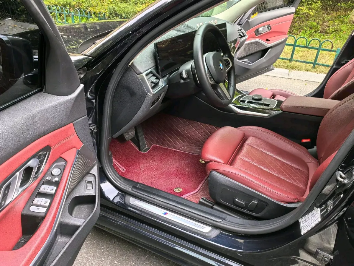 2024 BMW 3 Series 2.0T 184HP L4 8AT,autocango,china used car exporter,china ev exporter,chinese used car exporter,chinese used ev exporter