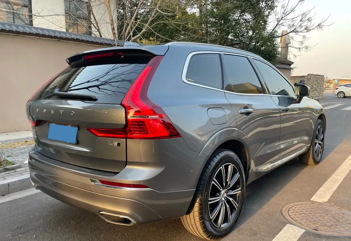 2019 Volvo XC60 2.0T 254HP L4 8AT,autocango,china used car exporter,china ev exporter,chinese used car exporter,chinese used ev exporter