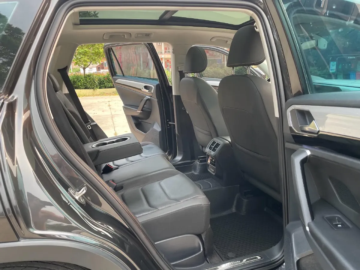 2021 Volkswagen Tayron 1.4T 150HP L4 7DCT,autocango,china used car exporter,china ev exporter,chinese used car exporter,chinese used ev exporter