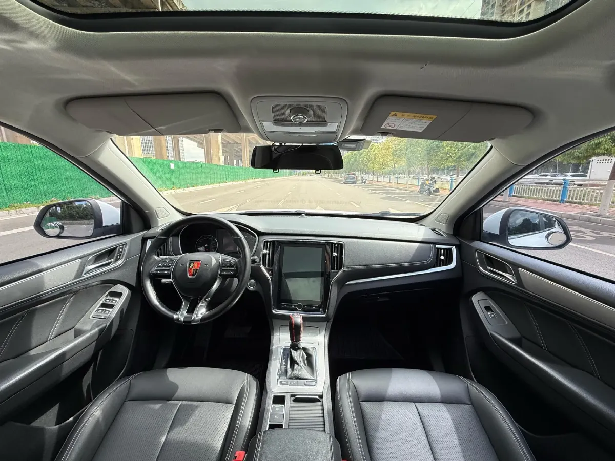 2020 Roewe i6 1.5T 169HP L4 7DCT,autocango,china used car exporter,china ev exporter,chinese used car exporter,chinese used ev exporter