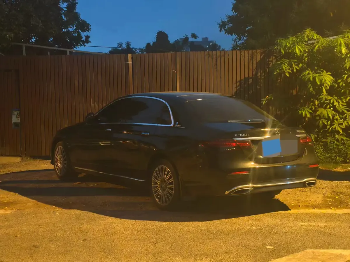 2023 Mercedes-Benz E Class 2.0T 258HP L4 9AT,autocango,china used car exporter,china ev exporter,chinese used car exporter,chinese used ev exporter