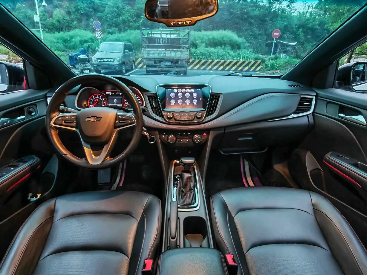 2019 Chevrolet Monza 1.3T 163HP L3 6AT,autocango,china used car exporter,china ev exporter,chinese used car exporter,chinese used ev exporter