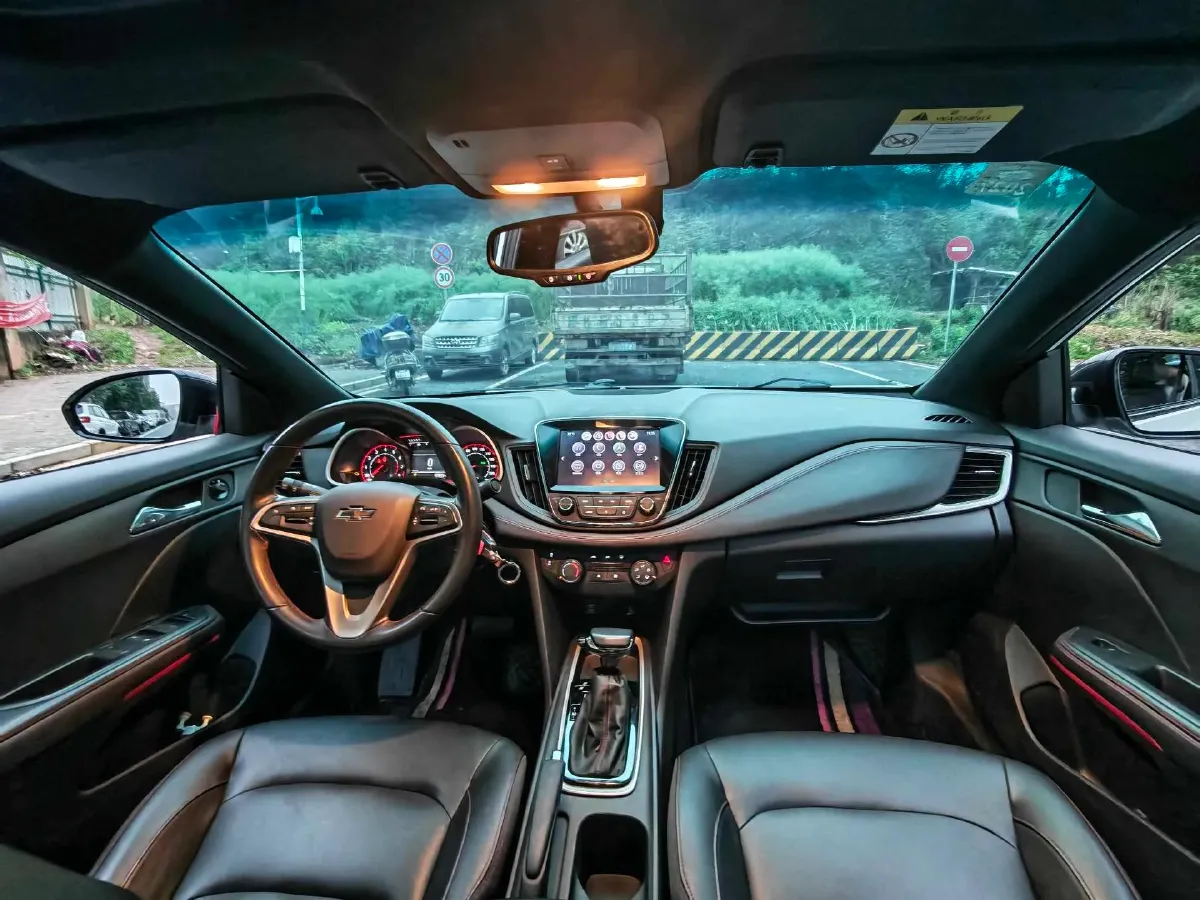 2019 Chevrolet Monza 1.3T 163HP L3 6AT,autocango,china used car exporter,china ev exporter,chinese used car exporter,chinese used ev exporter