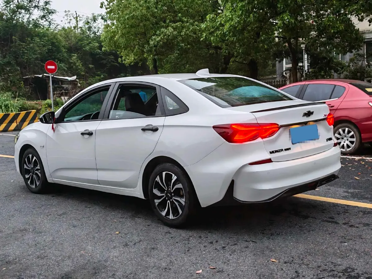 2019 Chevrolet Monza 1.3T 163HP L3 6AT,autocango,china used car exporter,china ev exporter,chinese used car exporter,chinese used ev exporter