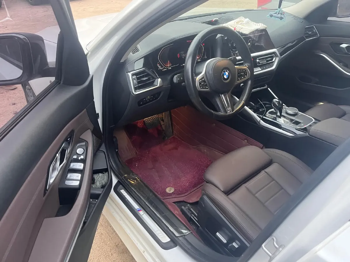 2021 BMW 3 Series 2.0T 156HP L4 8AT,autocango,china used car exporter,china ev exporter,chinese used car exporter,chinese used ev exporter