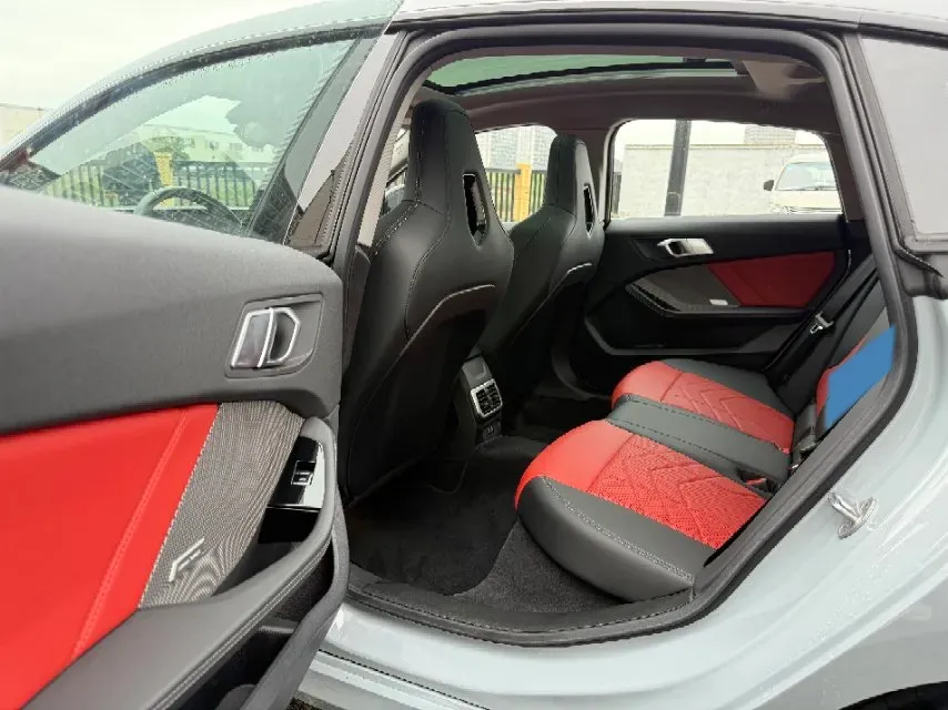 2025 JAC Refine RefineRF8 2.0T 253HP L4 8AT,autocango,china used car exporter,china ev exporter,chinese used car exporter,chinese used ev exporter