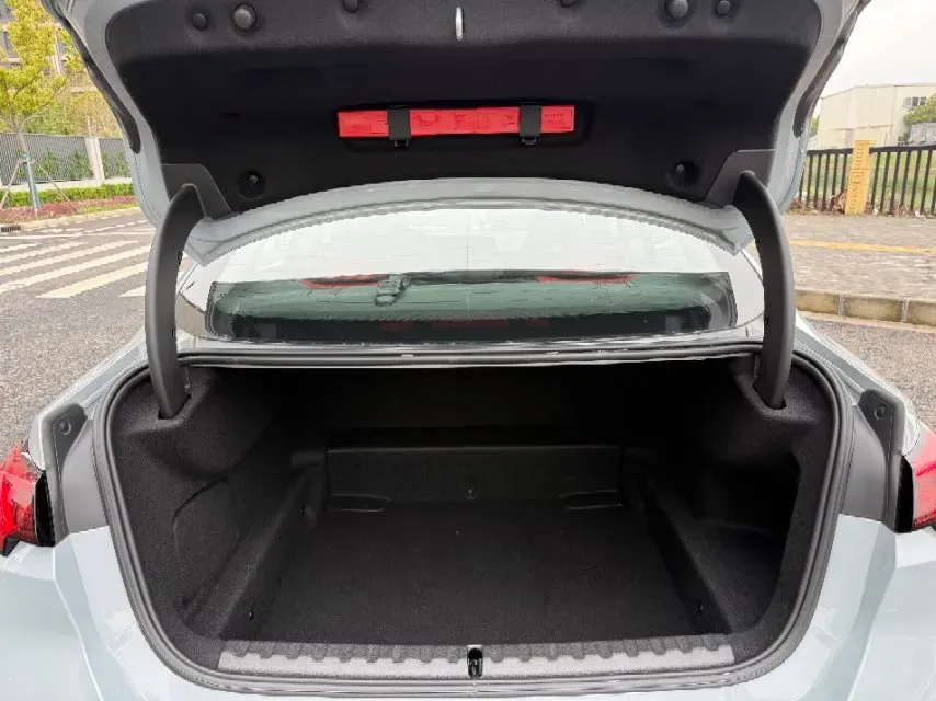 2025 JAC Refine RefineRF8 2.0T 253HP L4 8AT,autocango,china used car exporter,china ev exporter,chinese used car exporter,chinese used ev exporter