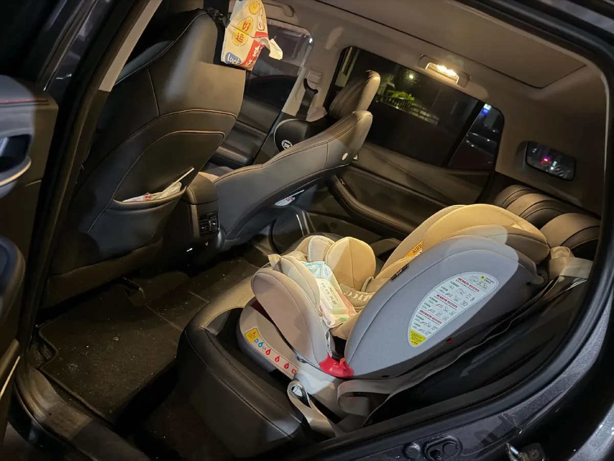 2021 GAC Trumpchi GS4 1.5T 169HP L4 6AT,autocango,china used car exporter,china ev exporter,chinese used car exporter,chinese used ev exporter