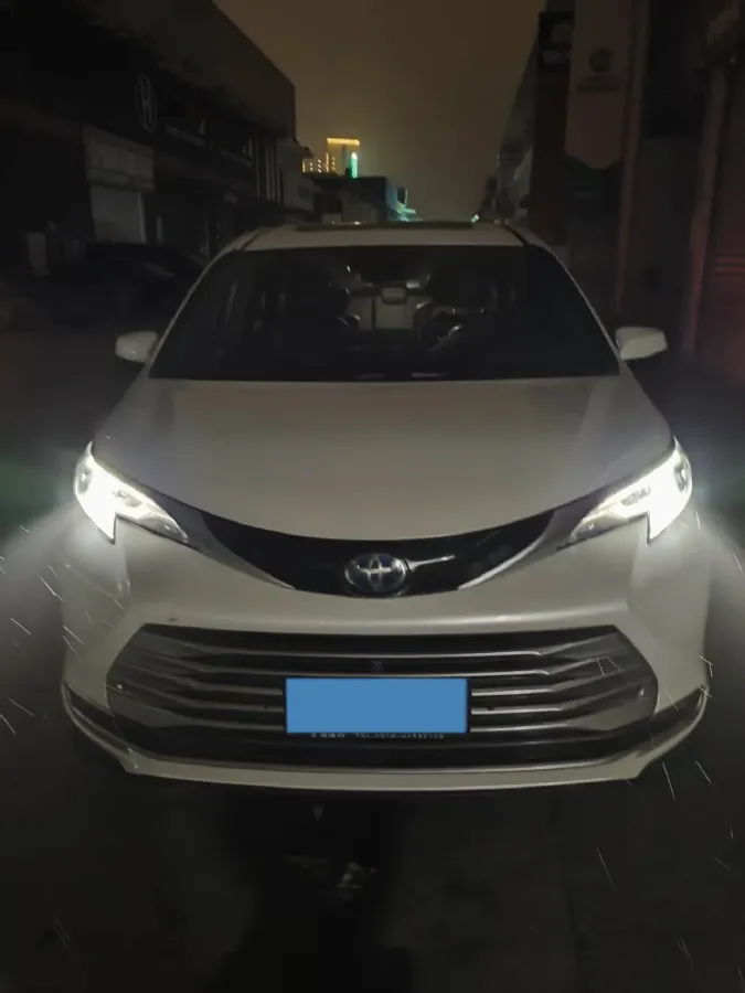 2021 Toyota Sienna 2.5L 192HP L4 E-CVT Hybrid,autocango,china used car exporter,china ev exporter,chinese used car exporter,chinese used ev exporter