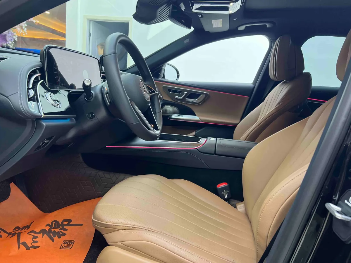 2025 Mercedes-Benz E Class 2.0T 258HP L4 9AT,autocango,china used car exporter,china ev exporter,chinese used car exporter,chinese used ev exporter