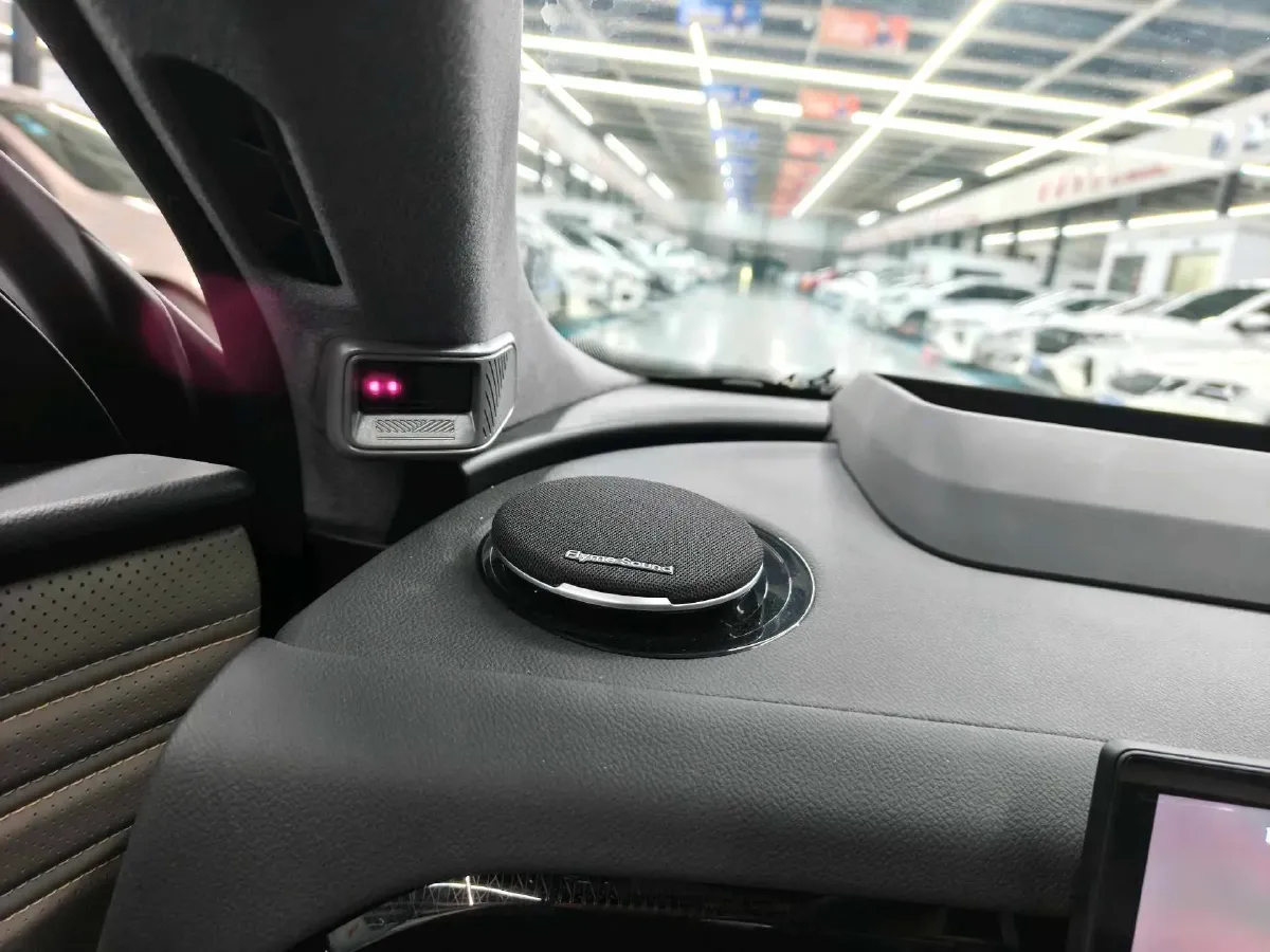 2025 Geely Galaxy Starshine 8 1.5T 163HP L4 3DHT PHEV 27.69KWH,autocango,china used car exporter,china ev exporter,chinese used car exporter,chinese used ev exporter