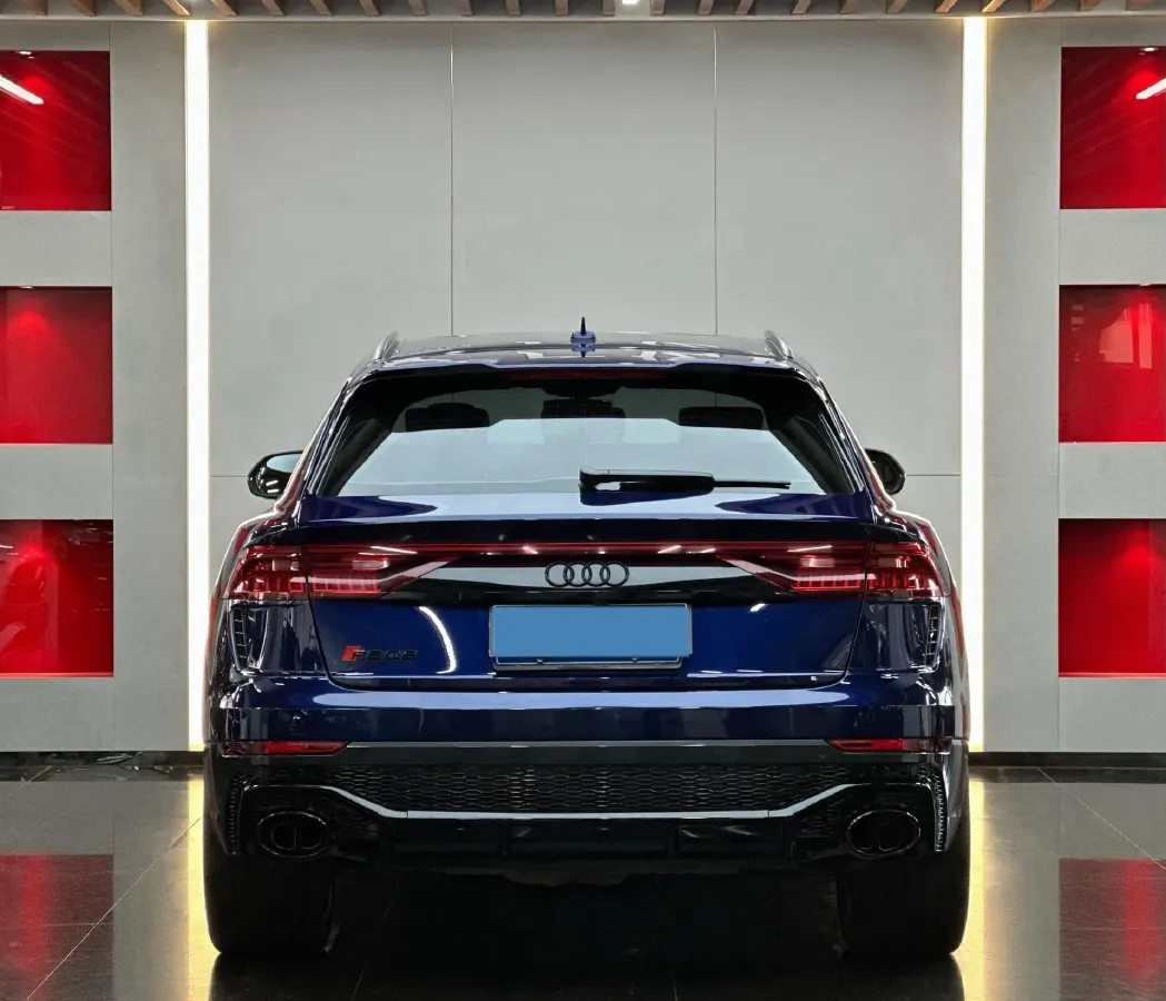 2021 Audi RS Q8 4.0T 600HP V8 8AT,autocango,china used car exporter,china ev exporter,chinese used car exporter,chinese used ev exporter