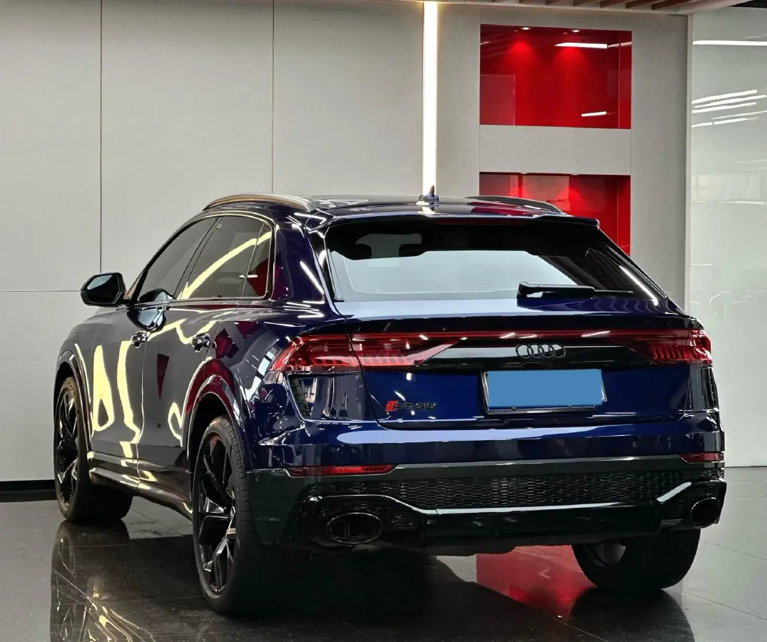 2021 Audi RS Q8 4.0T 600HP V8 8AT,autocango,china used car exporter,china ev exporter,chinese used car exporter,chinese used ev exporter