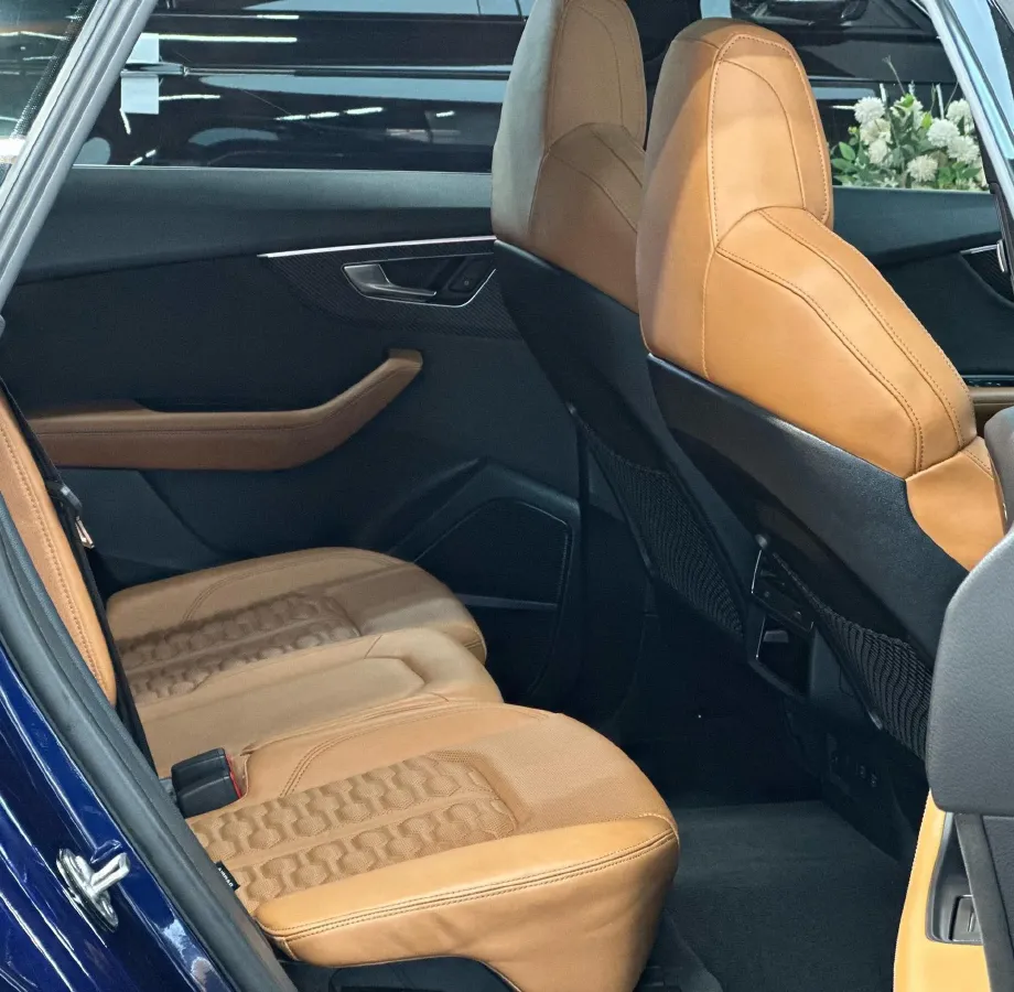 2021 Audi RS Q8 4.0T 600HP V8 8AT,autocango,china used car exporter,china ev exporter,chinese used car exporter,chinese used ev exporter