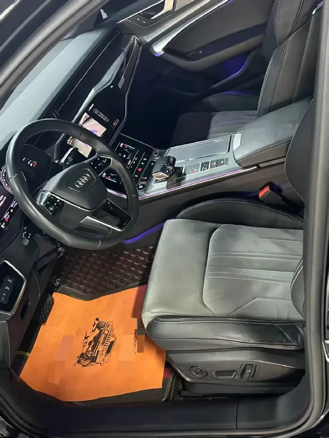 2021 Audi A6L 2.0T 190HP L4 7DCT,autocango,china used car exporter,china ev exporter,chinese used car exporter,chinese used ev exporter