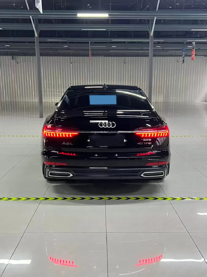 2021 Audi A6L 2.0T 190HP L4 7DCT,autocango,china used car exporter,china ev exporter,chinese used car exporter,chinese used ev exporter