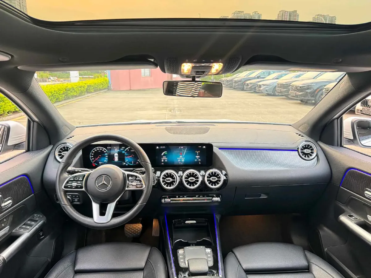 2020 Mercedes-Benz GLA Class 1.3T 163HP L4 7DCT,autocango,china used car exporter,china ev exporter,chinese used car exporter,chinese used ev exporter