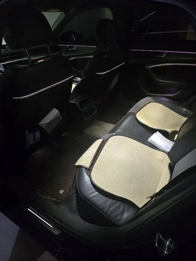 2020 Audi A6L 2.0T 252HP L4 7DCT PHEV 14.1KWH,autocango,china used car exporter,china ev exporter,chinese used car exporter,chinese used ev exporter