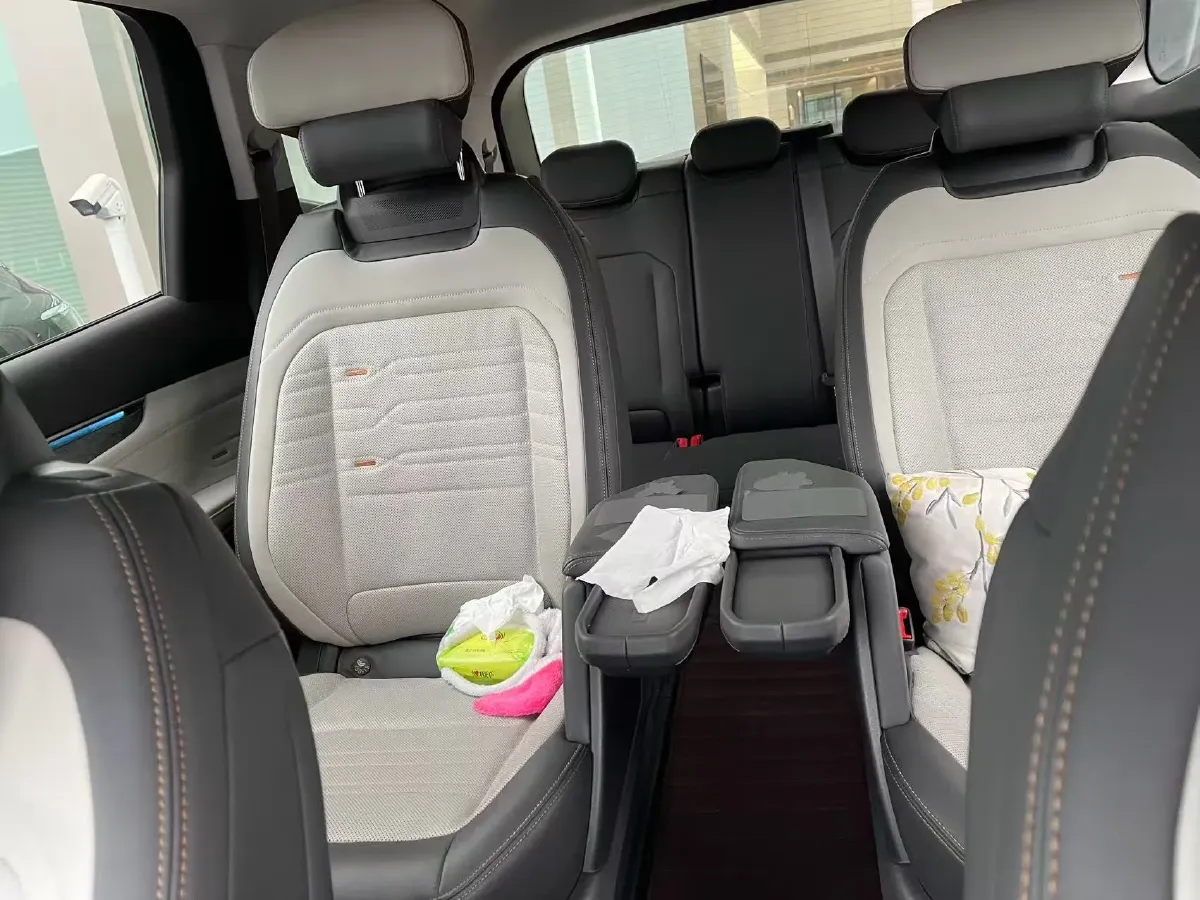 2023 Ford Edge 2.0T 252HP L4 8AT,autocango,china used car exporter,china ev exporter,chinese used car exporter,chinese used ev exporter