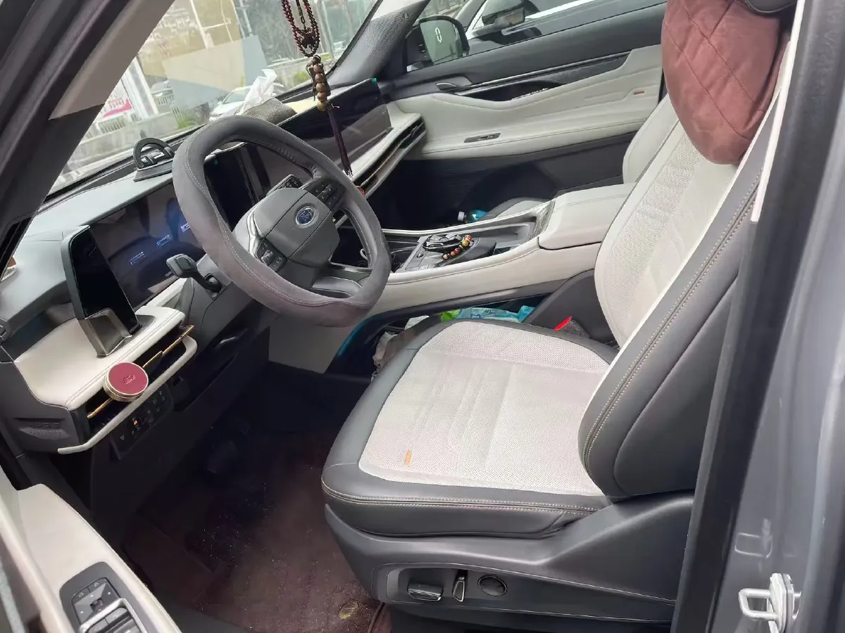 2023 Ford Edge 2.0T 252HP L4 8AT,autocango,china used car exporter,china ev exporter,chinese used car exporter,chinese used ev exporter