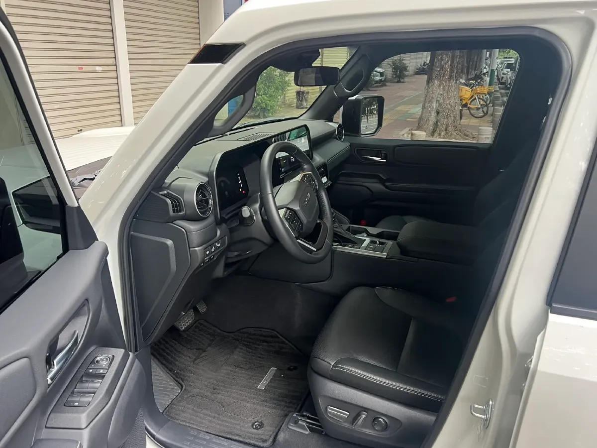 2024 Toyota Land Cruiser Prado 2.4T 282HP L4 8AT Hybrid,autocango,china used car exporter,china ev exporter,chinese used car exporter,chinese used ev exporter