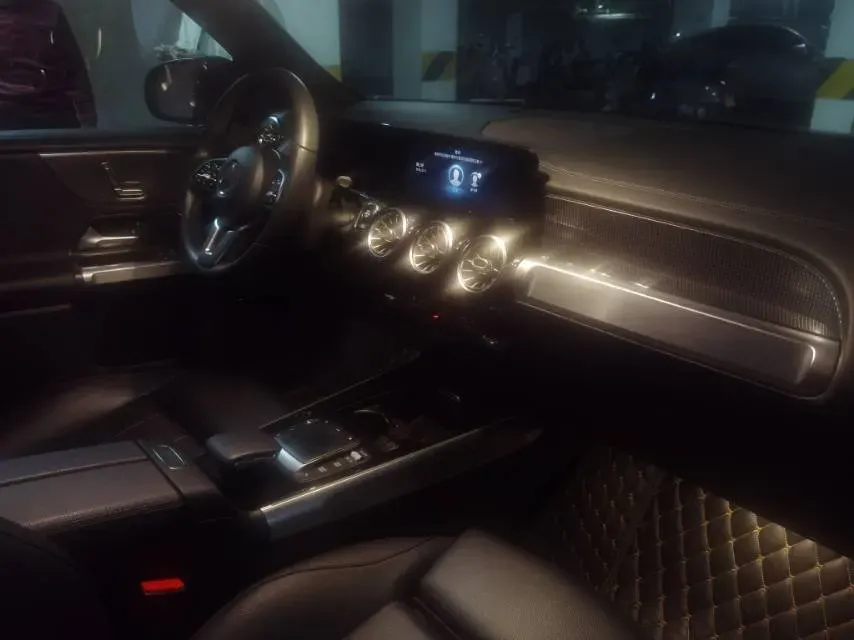 2021 Mercedes-Benz GLB Class 1.3T 163HP L4 7DCT,autocango,china used car exporter,china ev exporter,chinese used car exporter,chinese used ev exporter