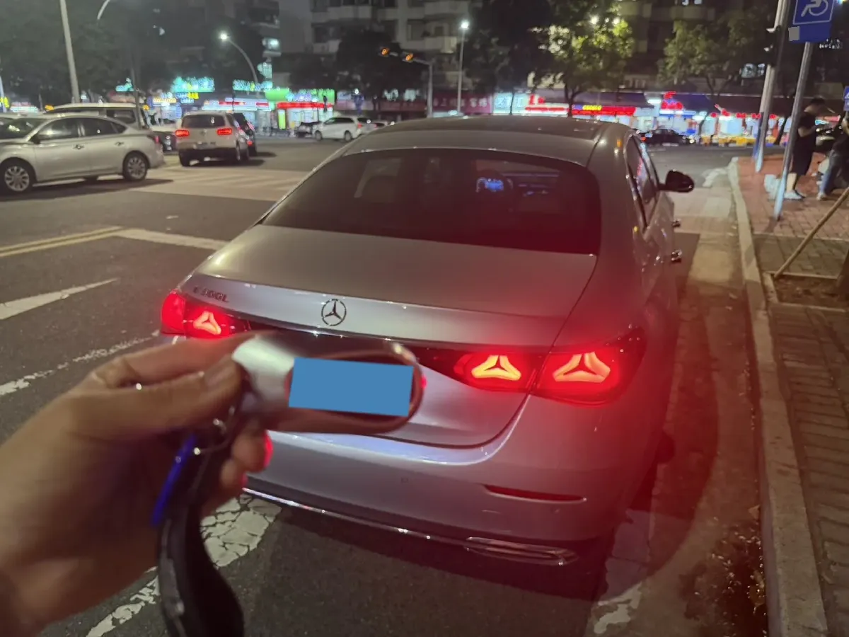 2024 Mercedes-Benz E Class 2.0T 258HP L4 9AT,autocango,china used car exporter,china ev exporter,chinese used car exporter,chinese used ev exporter