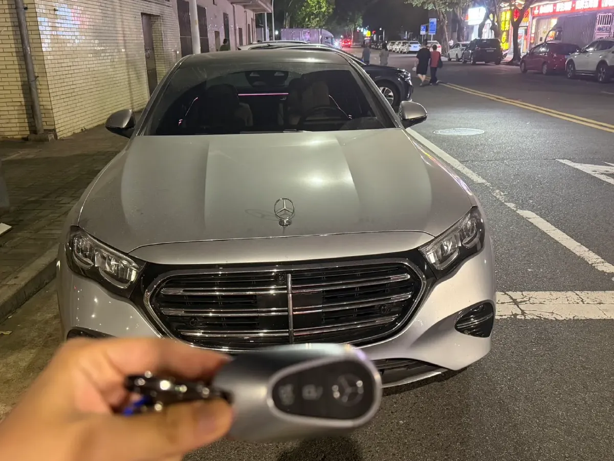 2024 Mercedes-Benz E Class 2.0T 258HP L4 9AT,autocango,china used car exporter,china ev exporter,chinese used car exporter,chinese used ev exporter