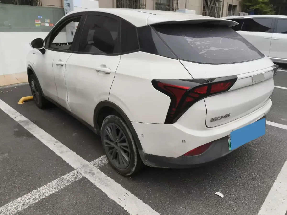 2022 ChangAn Oshan X7 Plus 1.5T 188HP L4 7DCT,autocango,china used car exporter,china ev exporter,chinese used car exporter,chinese used ev exporter