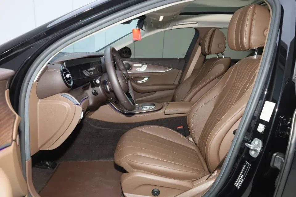 2021 Mercedes-Benz E Class 2.0T 258HP L4 9AT,autocango,china used car exporter,china ev exporter,chinese used car exporter,chinese used ev exporter