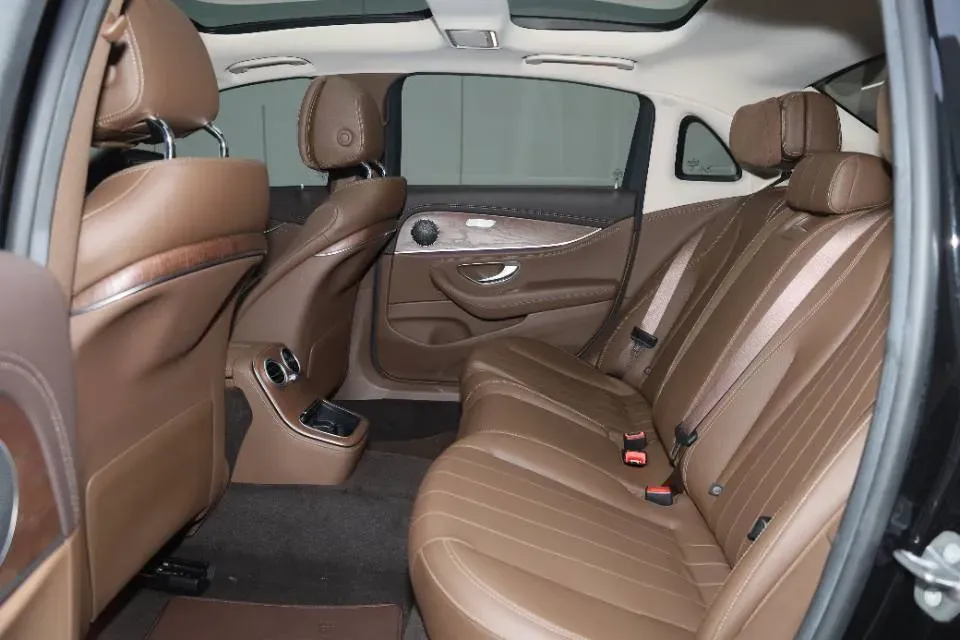 2021 Mercedes-Benz E Class 2.0T 258HP L4 9AT,autocango,china used car exporter,china ev exporter,chinese used car exporter,chinese used ev exporter