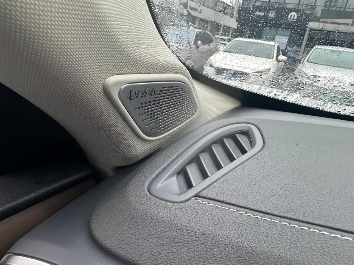 2019 LYNK&CO 01 2.0T 190HP L4 6AT,autocango,china used car exporter,china ev exporter,chinese used car exporter,chinese used ev exporter