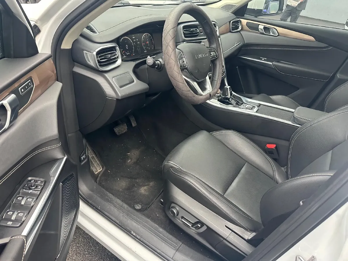 2019 LYNK&CO 01 2.0T 190HP L4 6AT,autocango,china used car exporter,china ev exporter,chinese used car exporter,chinese used ev exporter