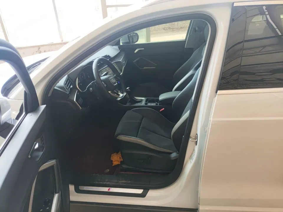 2022 Audi Q3 1.4T 150HP L4 7DCT,autocango,china used car exporter,china ev exporter,chinese used car exporter,chinese used ev exporter