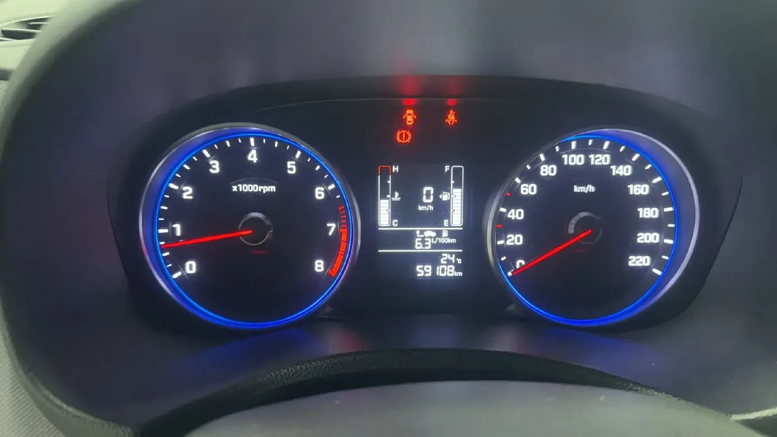 2017 Hyundai ix25 1.6L 125HP L4 6MT,autocango,china used car exporter,china ev exporter,chinese used car exporter,chinese used ev exporter