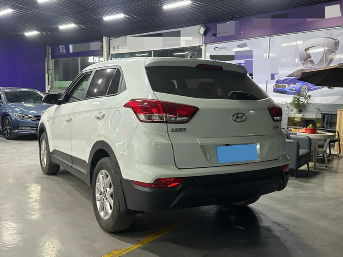 2017 Hyundai ix25 1.6L 125HP L4 6MT,autocango,china used car exporter,china ev exporter,chinese used car exporter,chinese used ev exporter