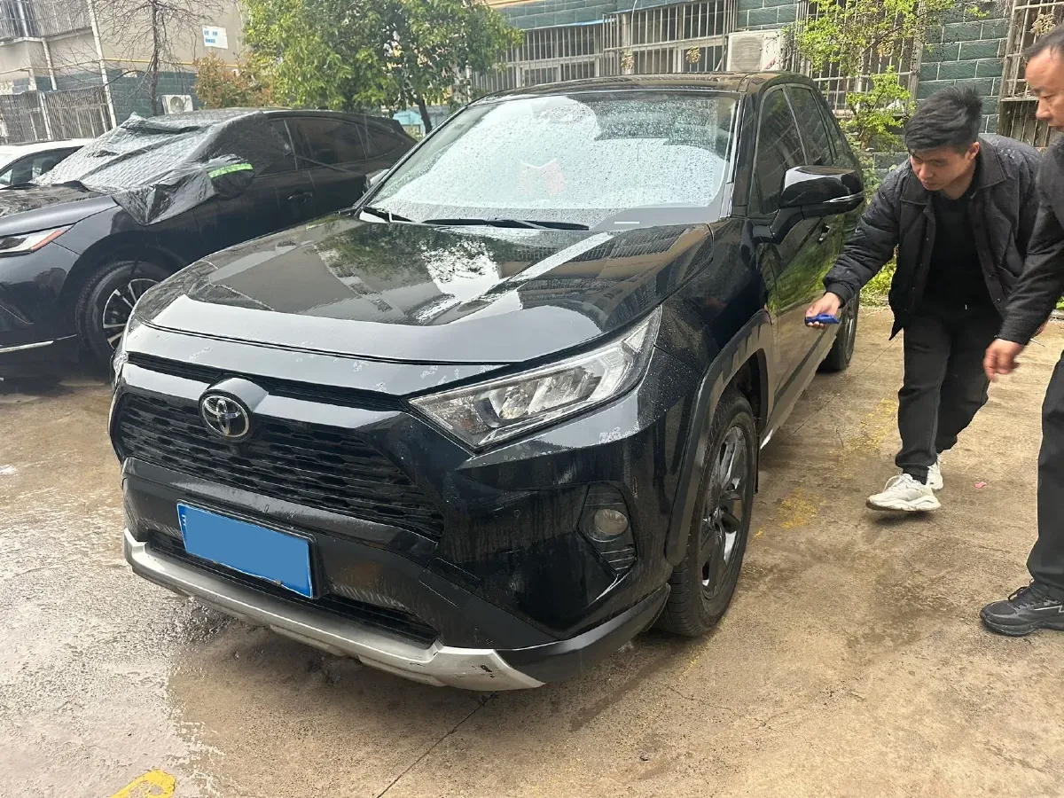 2022 Toyota RAV4 2.0L 171HP L4 CVT,autocango,china used car exporter,china ev exporter,chinese used car exporter,chinese used ev exporter