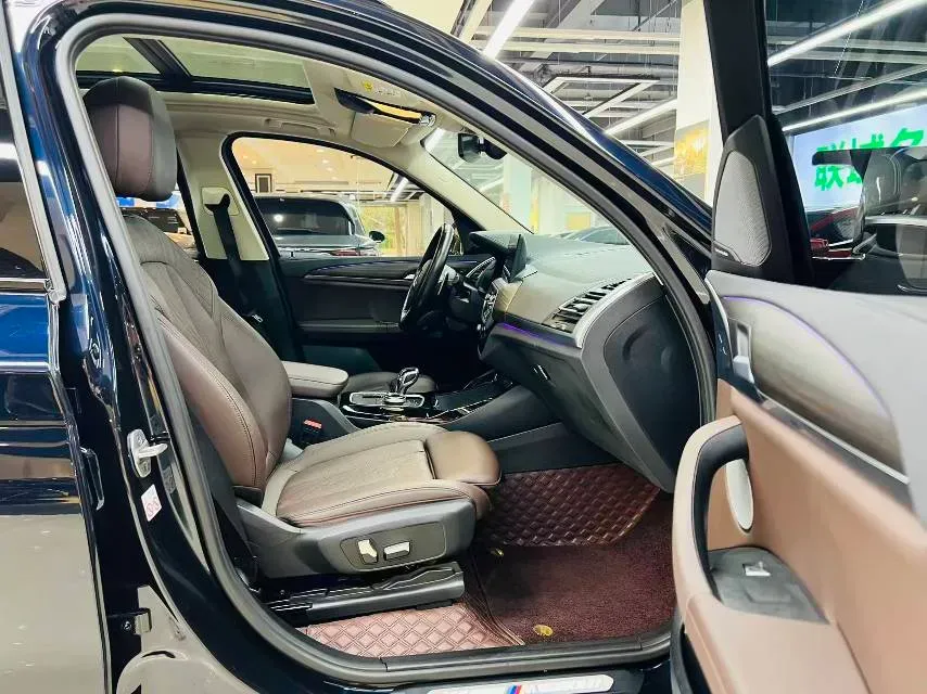 2022 BMW X3 2.0T 252HP L4 8AT,autocango,china used car exporter,china ev exporter,chinese used car exporter,chinese used ev exporter